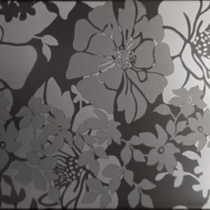 553